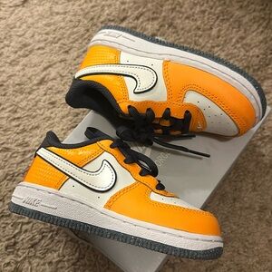 Air force ones only worn once